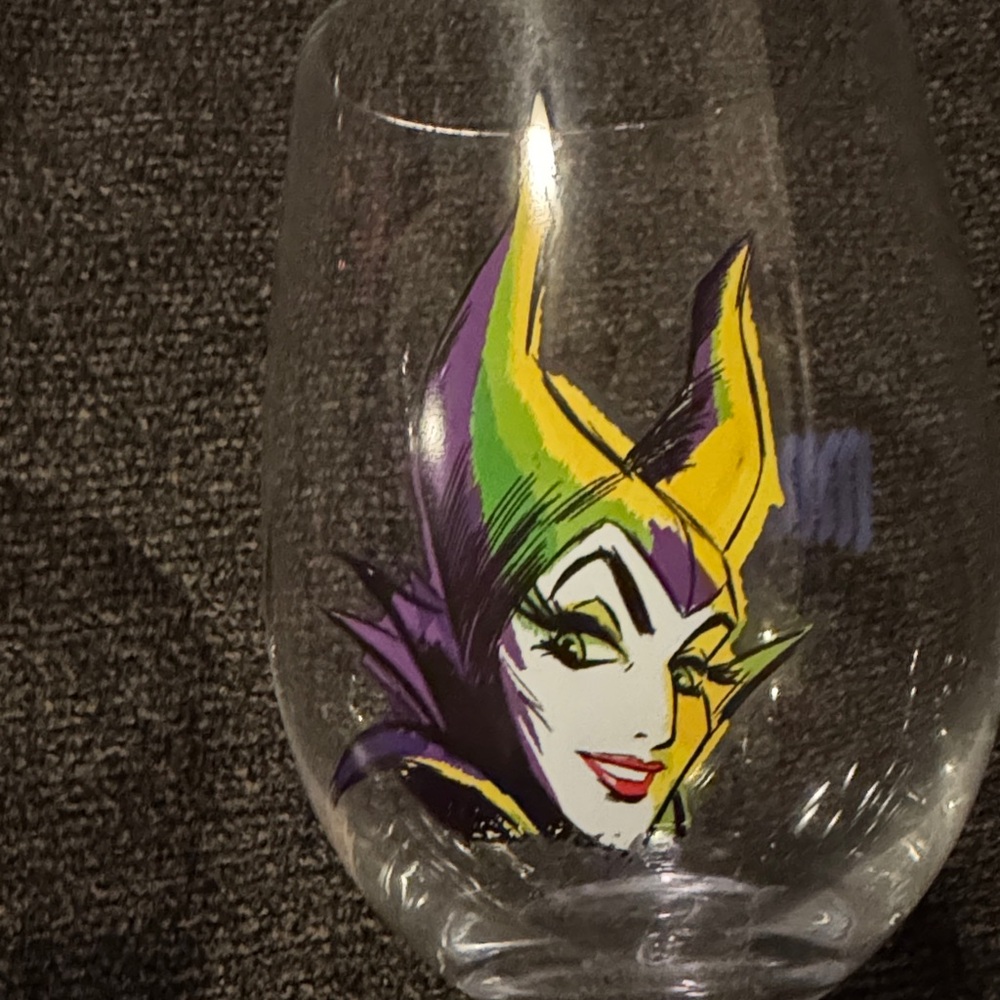 Disney Villain GUC -Themed Clear Wine Glass Set (4set) - Picture 5 of 5